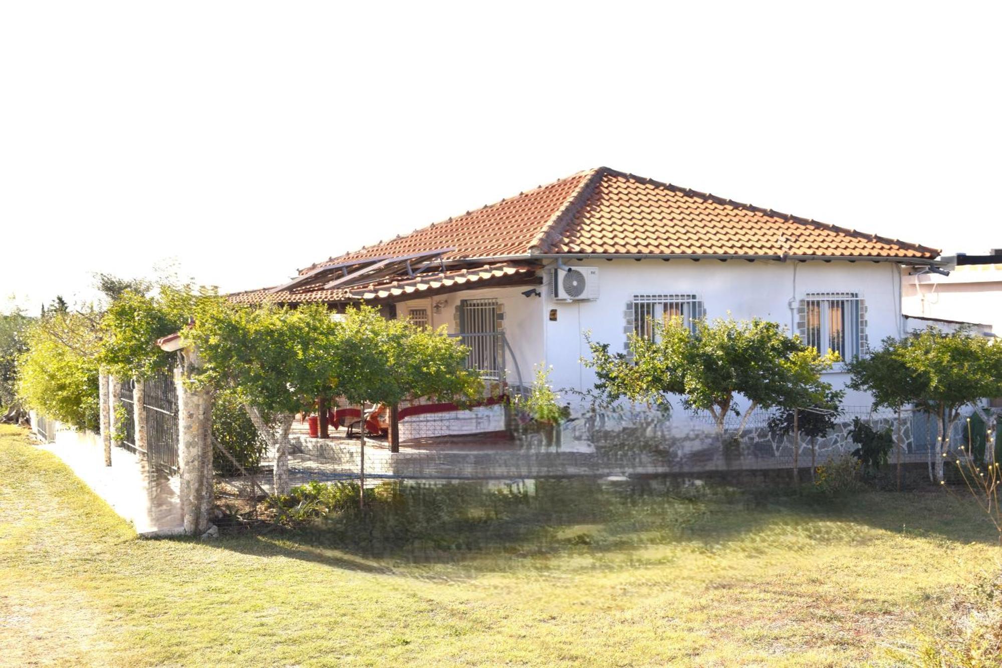 Villa Amarantos Beautiful Garden House Metokhion Patriotikon Esterno foto